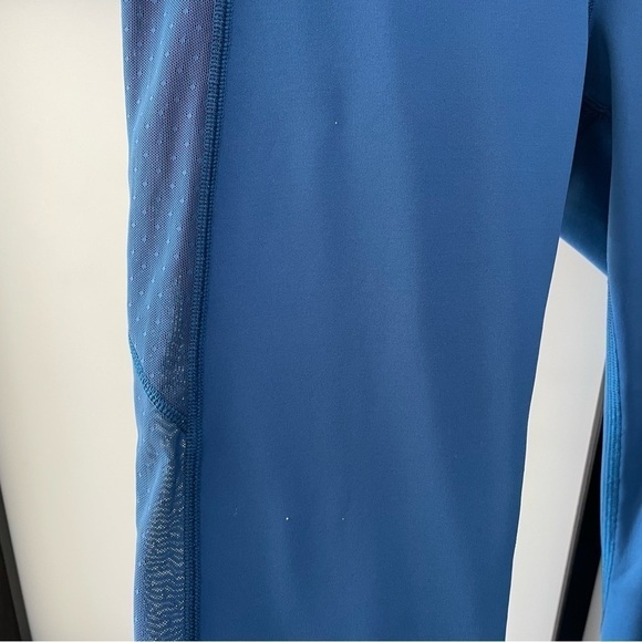 [10] Lululemon Athletica Women’s Body Con Crop Poseidon Blue Sheer Cut Outs - Picture 13 of 16